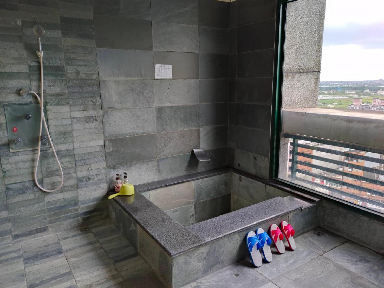 No. 21 Jiaoxi Hot Spring Homestay Exterior foto
